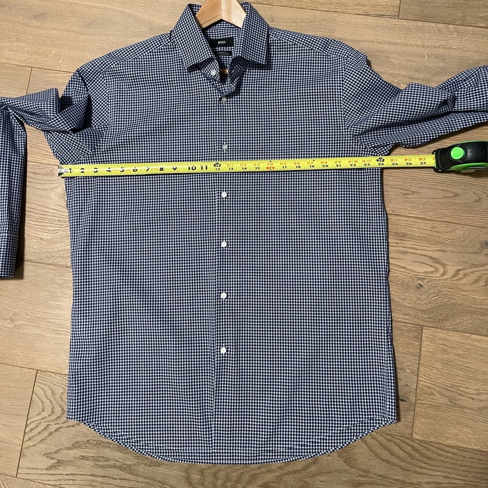Hugo Boss Dress Shirt - Picture 7 of 9